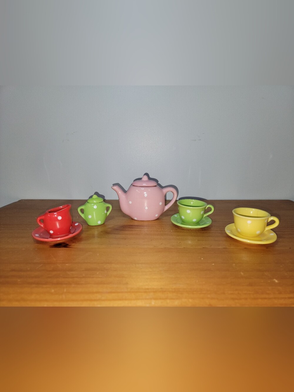 *READ* Vintage Tea Party Set for Children